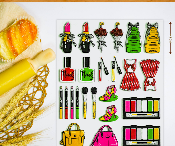 Khuôn In Hình Make Up