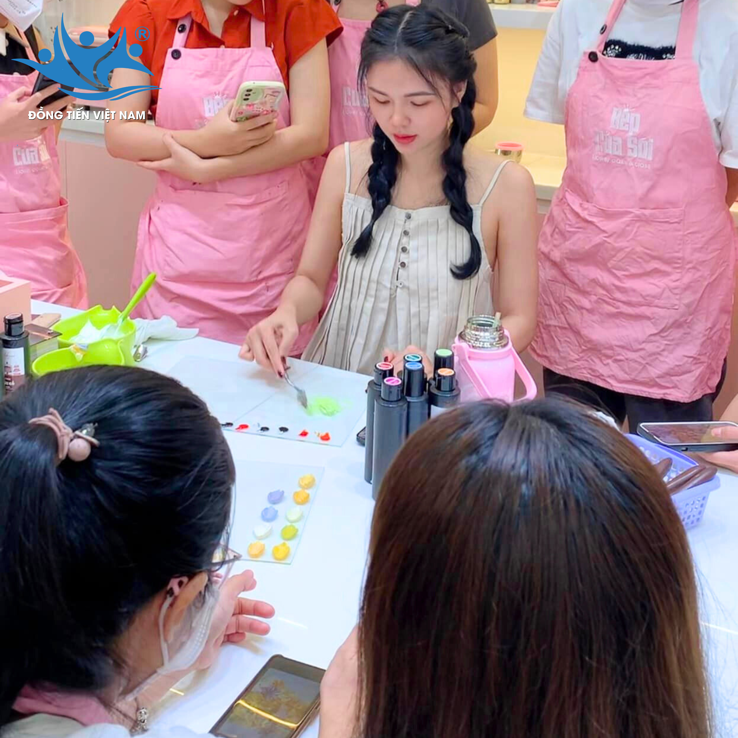 học làm bánh siro unicorn